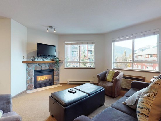 Whistler 1 Bedroom Accommodation - Whistler Town Plaza - Bear Lodge - #3804
