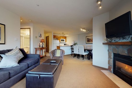 Whistler 1 Bedroom Accommodation - Whistler Town Plaza - Bear Lodge - #3804