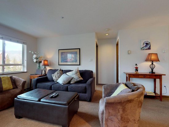 Whistler 1 Bedroom Accommodation - Whistler Town Plaza - Bear Lodge - #3804