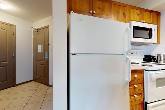 Whistler 1 Bedroom Accommodation - Whistler Town Plaza - Bear Lodge - #3804