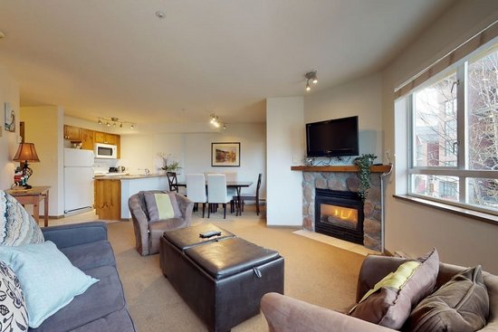 Whistler 1 Bedroom Accommodation - Whistler Town Plaza - Bear Lodge - #3804