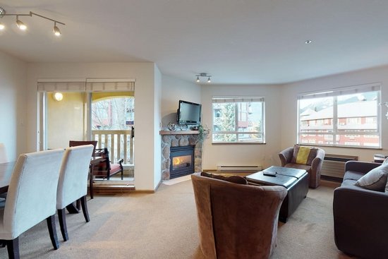 Whistler 1 Bedroom Accommodation - Whistler Town Plaza - Bear Lodge - #3804