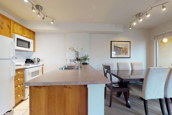 Whistler 1 Bedroom Accommodation - Whistler Town Plaza - Bear Lodge - #3804