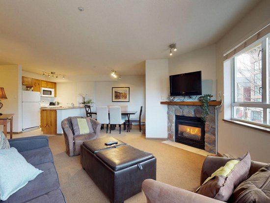 Whistler 1 Bedroom Accommodation - Whistler Town Plaza - Bear Lodge - #3804