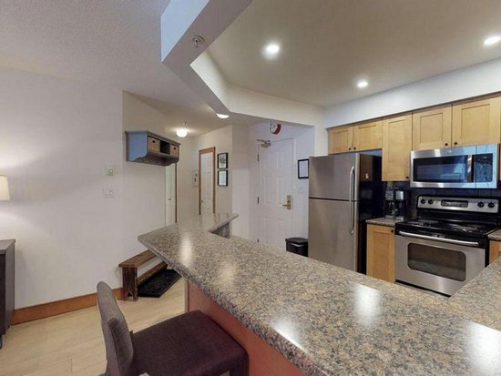 Whistler 3 Bedroom Accommodation - Powderhorn - #3805