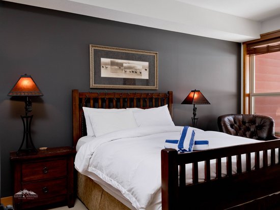 Big White 3 Bedroom Accommodation - Snowbird Lodge - #3814