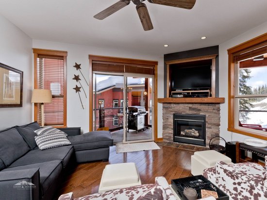 Big White 3 Bedroom Accommodation - Snowbird Lodge - #3814