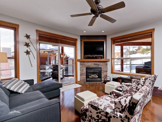 3 Bedroom Big White Vacation Rental - Snowbird Lodge