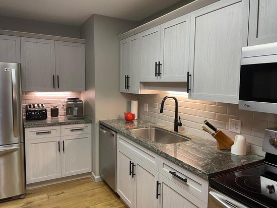 Whistler 2 Bedroom Accommodation - Gleneagles - #3902