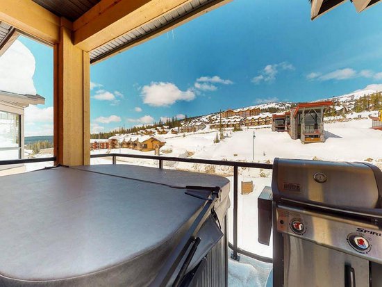 2 Bedroom Big White Vacation Rental - Timbers