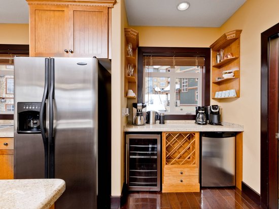 Big White 3 Bedroom Accommodation - Aspens - #3924