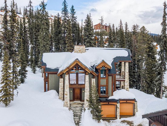 Big White 4 Bedroom Accommodation - Magnificent Moonshine - #3925