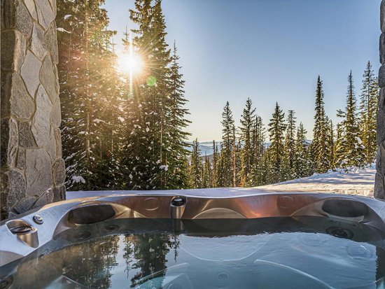 Big White 6 Bedroom Accommodation - Snow Peaks - #3926