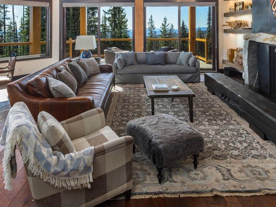 Big White 6 Bedroom Accommodation - Snow Peaks - #3926