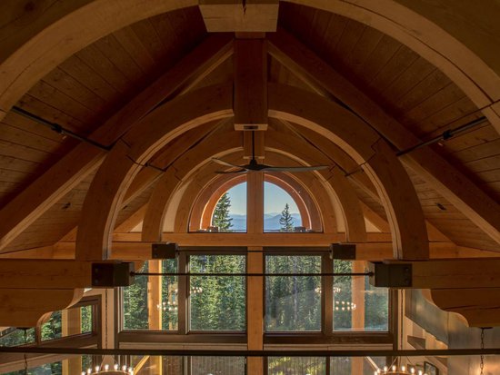 Big White 6 Bedroom Accommodation - Snow Peaks - #3926