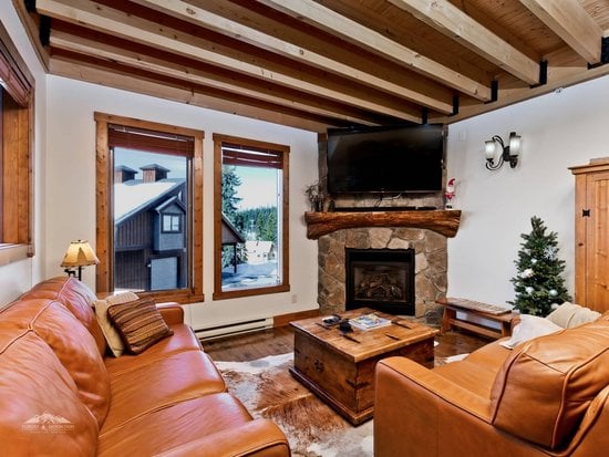 Big White 4 Bedroom Accommodation - Snow Pine Estates - #3932