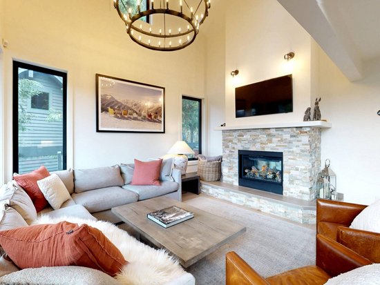 Whistler 4 Bedroom Accommodation - Northern Lights - #3942