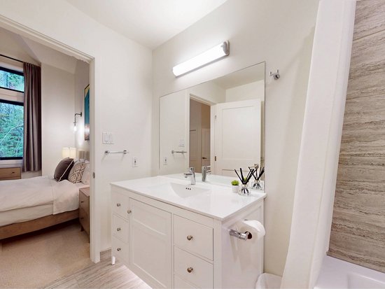 Whistler 4 Bedroom Accommodation - Northern Lights - #3942