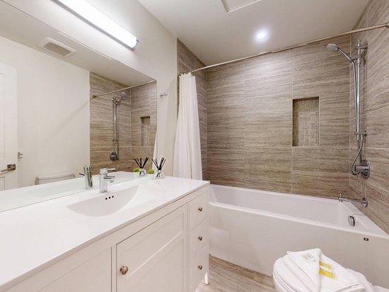 Whistler 4 Bedroom Accommodation - Northern Lights - #3942