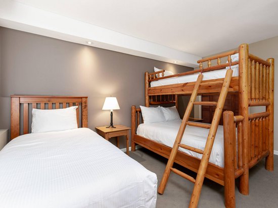 Whistler 4 Bedroom Accommodation - Northern Lights - #3942 Whistler 4 Bedroom Accommodation - Northern Lights - #3942