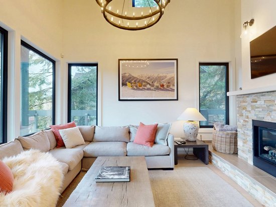 Whistler 4 Bedroom Accommodation - Northern Lights - #3942