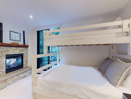 Whistler 4 Bedroom Accommodation - Northern Lights - #3942