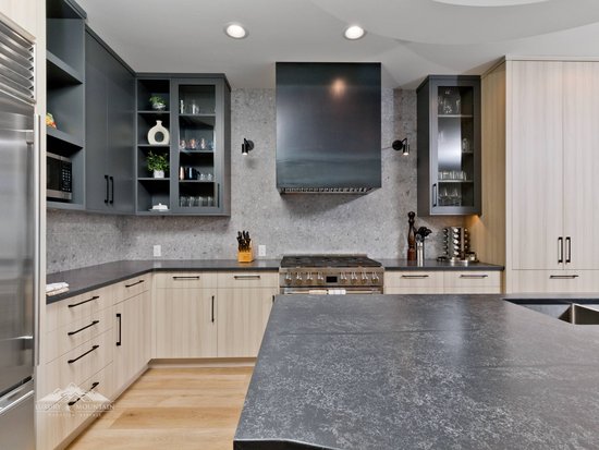 Big White 5 Bedroom Accommodation - Raven's Crest - #3949