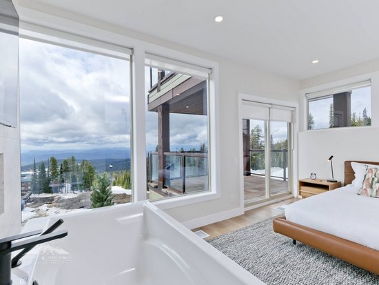 Big White 5 Bedroom Accommodation - Raven's Crest - #3949