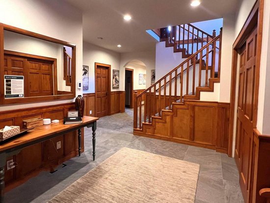 Whistler 5 Bedroom Accommodation - Nicklaus North - #3981 Whistler 5 Bedroom Accommodation - Nicklaus North - #3981