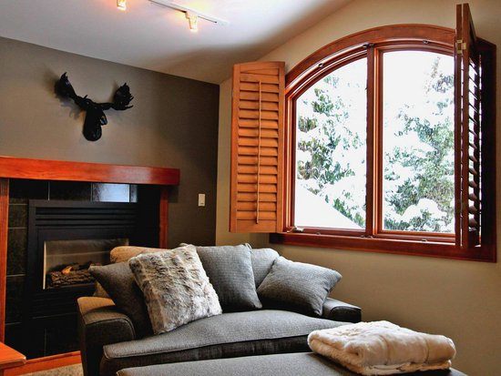 Whistler 5 Bedroom Accommodation - Nicklaus North - #3981 Whistler 5 Bedroom Accommodation - Nicklaus North - #3981