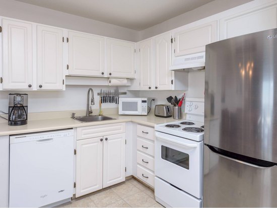 Big White 3 Bedroom Accommodation - Snow Ghost Inn - #4014 Big White 3 Bedroom Accommodation - Snow Ghost Inn - #4014