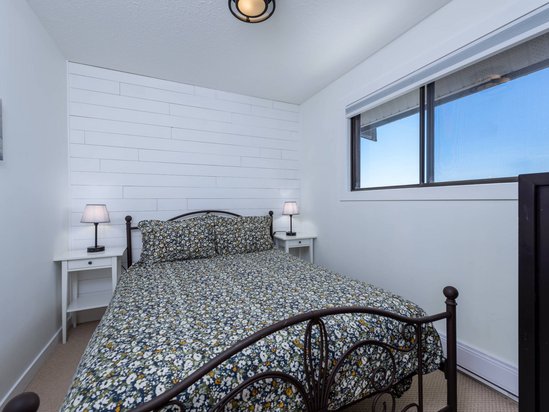 Big White 3 Bedroom Accommodation - Snow Ghost Inn - #4014 Big White 3 Bedroom Accommodation - Snow Ghost Inn - #4014