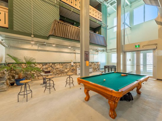 Big White 3 Bedroom Accommodation - Snow Ghost Inn - #4014 Big White 3 Bedroom Accommodation - Snow Ghost Inn - #4014