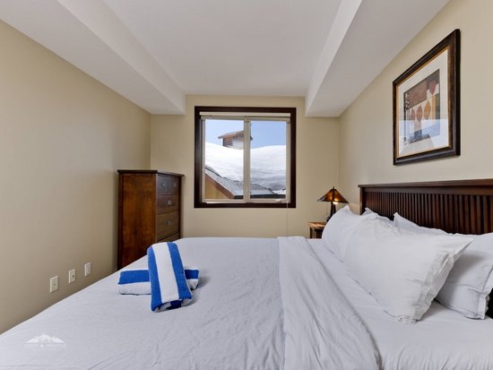 Big White 3 Bedroom Accommodation - Aspens - #4027