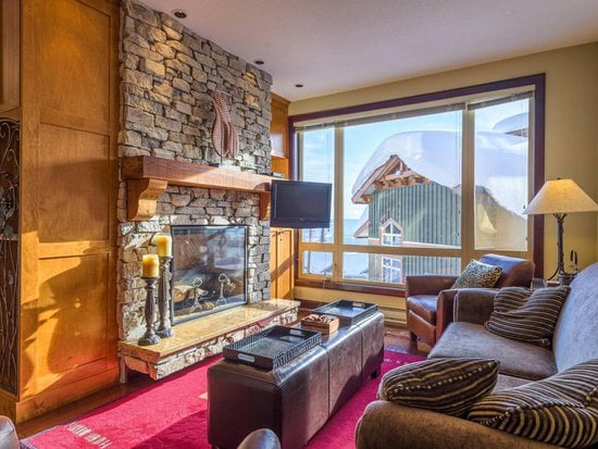 3 Bedroom Big White Vacation Rental - Aspens