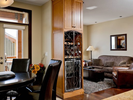 Big White 3 Bedroom Accommodation - Aspens - #4027