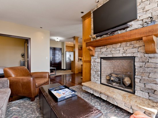 Big White 3 Bedroom Accommodation - Aspens - #4027