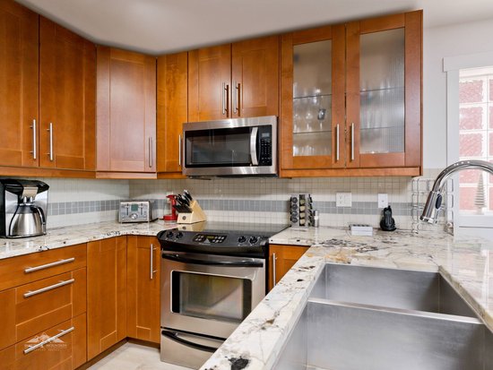 Big White 3 Bedroom Accommodation - Raven - #4032