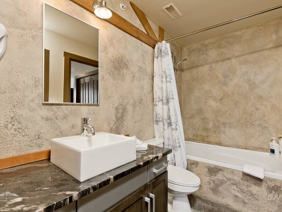 Big White 3 Bedroom Accommodation - Timbers - #4040