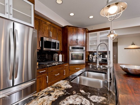 Big White 3 Bedroom Accommodation - Timbers - #4040