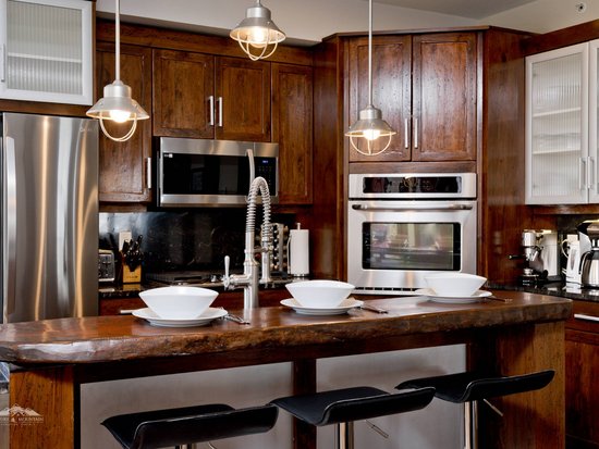 Big White 3 Bedroom Accommodation - Timbers - #4040