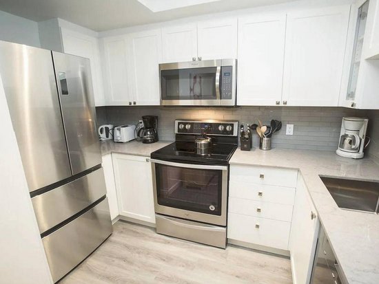 Whistler 2 Bedroom Accommodation - Glacier's Reach - #4050