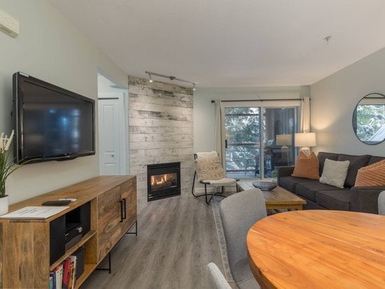 Whistler 2 Bedroom Accommodation - Glacier's Reach - #4050