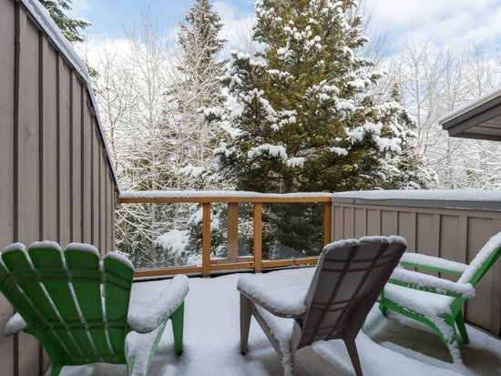 Whistler 2 Bedroom Accommodation - Glacier's Reach - #4050