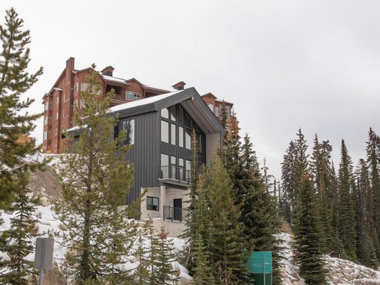 Big White 3 Bedroom Accommodation - Chalet/House - #4106 Big White 3 Bedroom Accommodation - Chalet/House - #4106