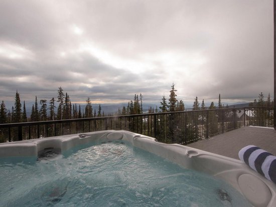 Big White 3 Bedroom Accommodation - Chalet/House - #4106 Big White 3 Bedroom Accommodation - Chalet/House - #4106