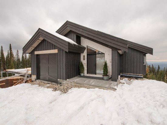 Big White 3 Bedroom Accommodation - Chalet/House - #4106 Big White 3 Bedroom Accommodation - Chalet/House - #4106
