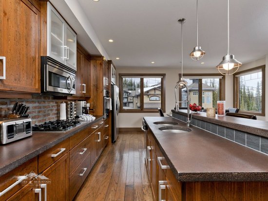 Big White 2 Bedroom Accommodation - Timbers - #4272