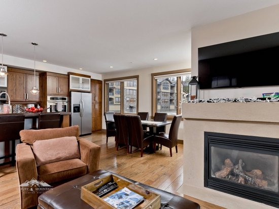 Big White 2 Bedroom Accommodation - Timbers - #4272