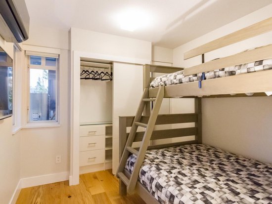 Whistler 3 Bedroom Accommodation - Stoney Creek - Lagoons - #4295